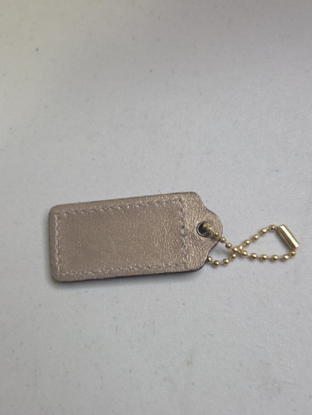 Coach Metallic Champagne Leather Bag Tag with Gold Chain - Picture 2 of 4